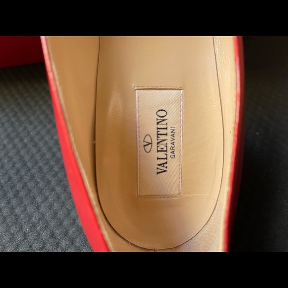 NWT  $945 VALENTINO Block Heel Pump 100% Authentic ,Size EU 38 1/2 / US 8 - Picture 11 of 16